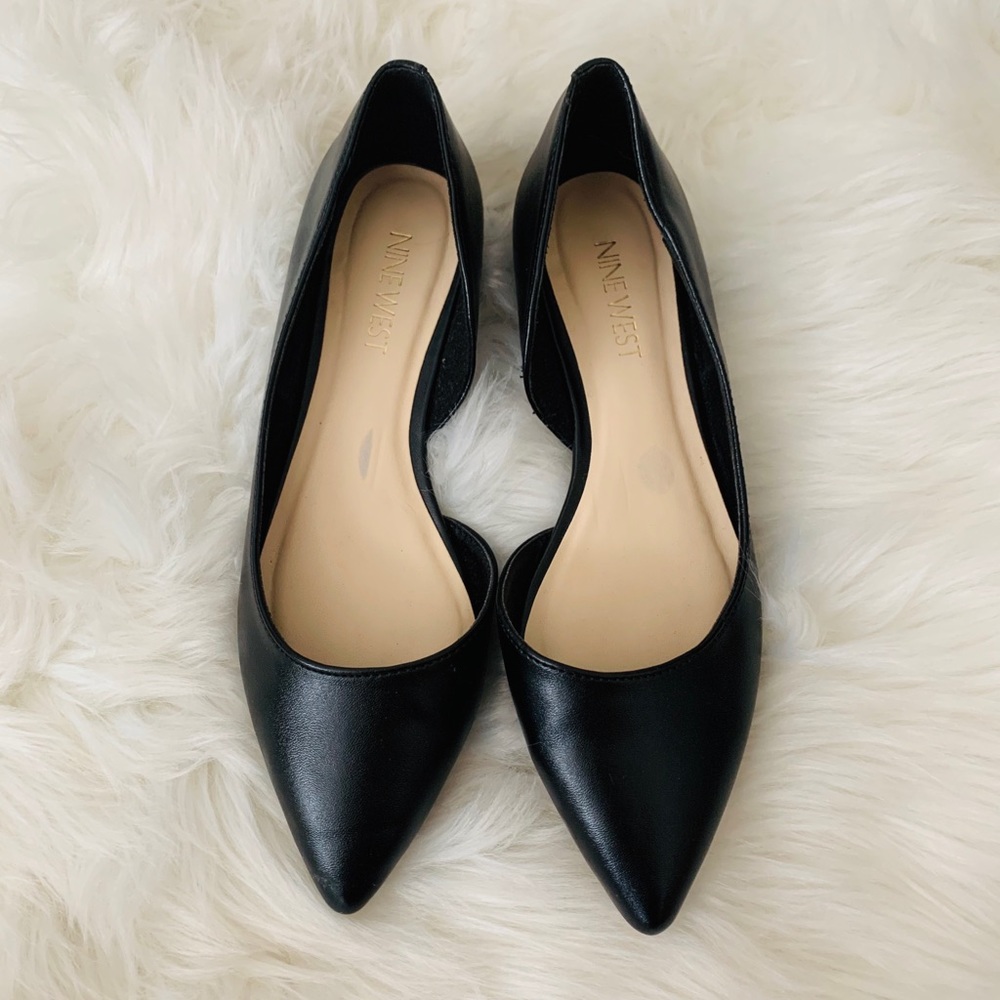 Nine West black pointed flats size 4.5